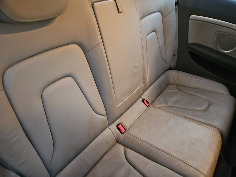 2012 A5 quattro S-Line coupe easy finance11.jpg